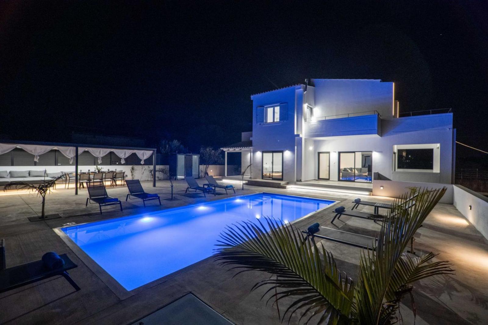 Montis Sea View Heated Pool