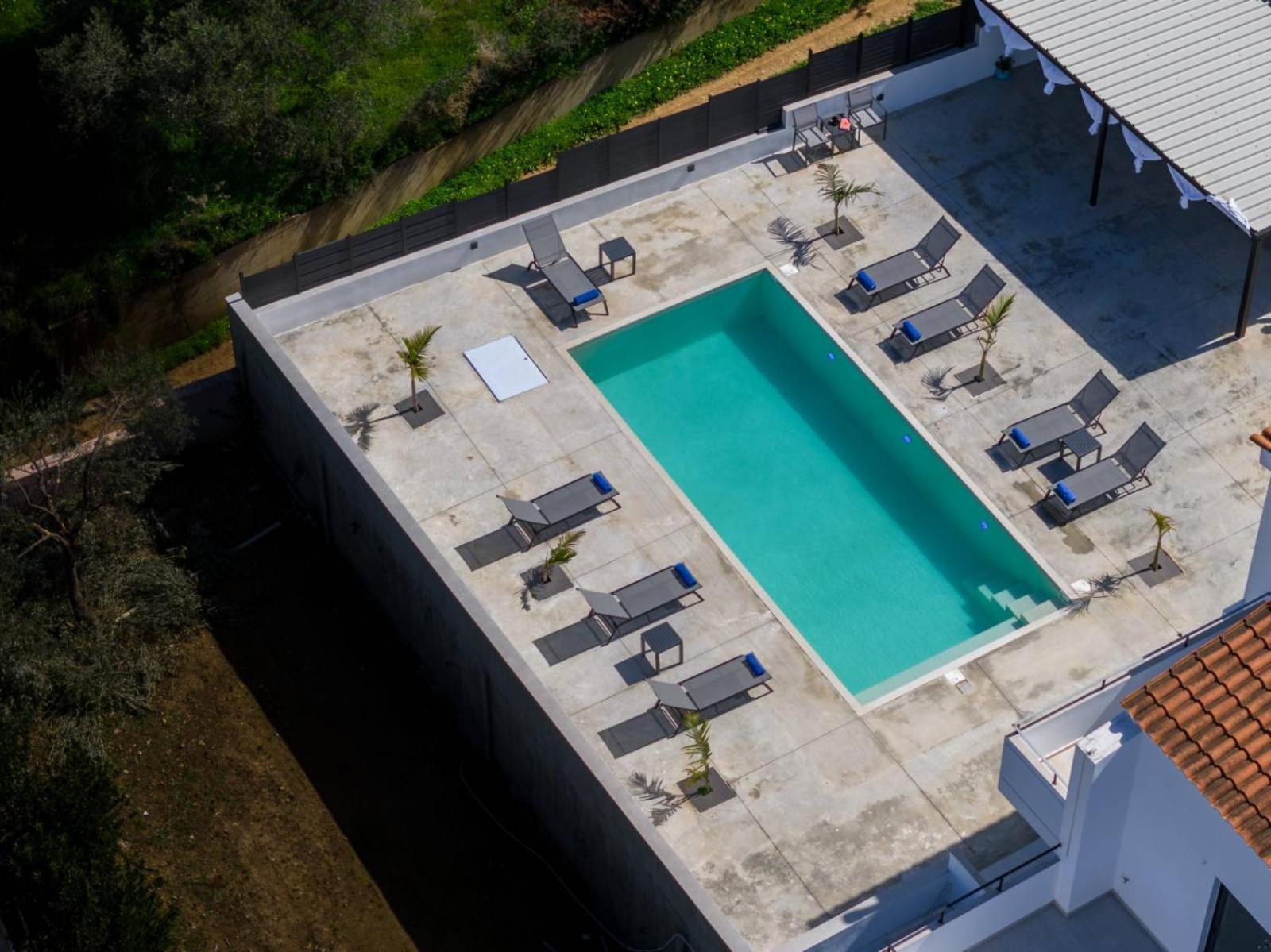 Montis Sea View Heated Pool *