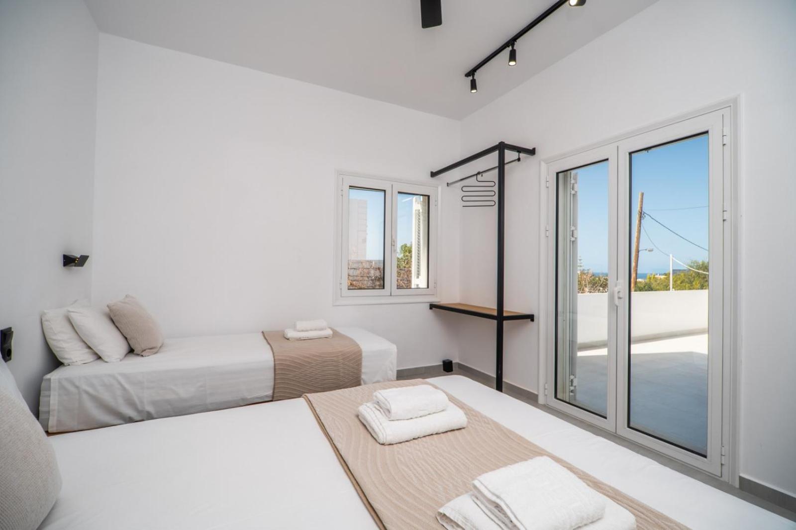 Montis Sea View Heated Pool * Daratsos