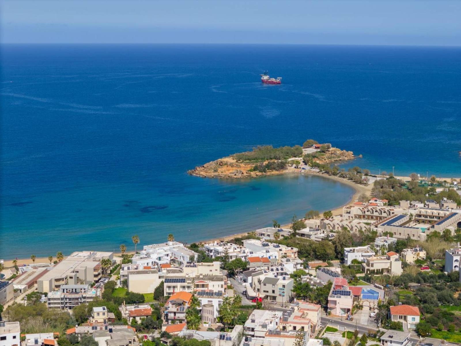Montis Sea View Heated Pool